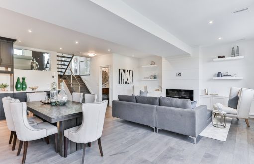 black-and-white-wooden-table-and-chairs-wrzbarqn3hs